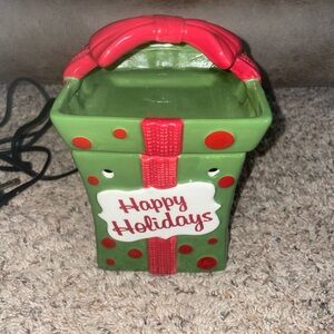 Scentsy Full Size Warmer All Wrapped Up Holiday Collection
